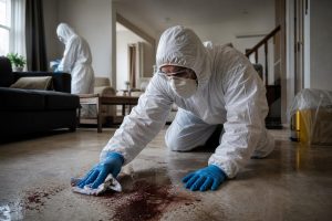 Nettoyeur de scène de crime : formation, salaire..